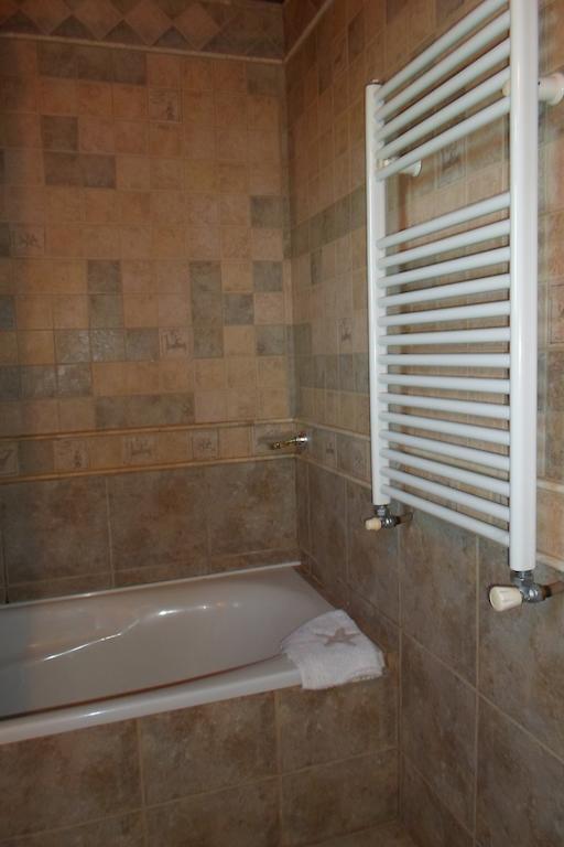 Complejo Hotelero Illihue - Cabanas & Hosteria Junín de los Andes Chambre photo