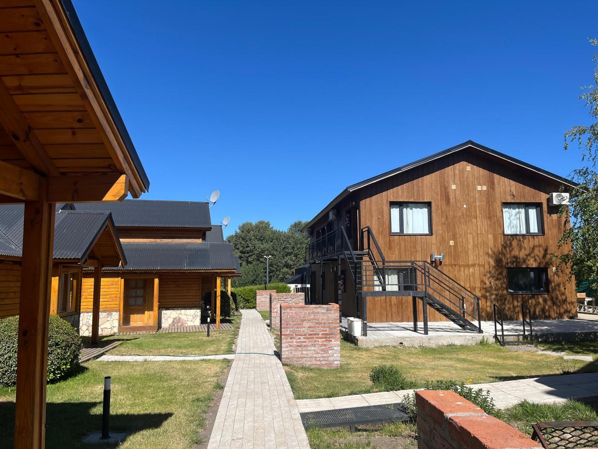 Complejo Hotelero Illihue - Cabanas & Hosteria Junín de los Andes Extérieur photo