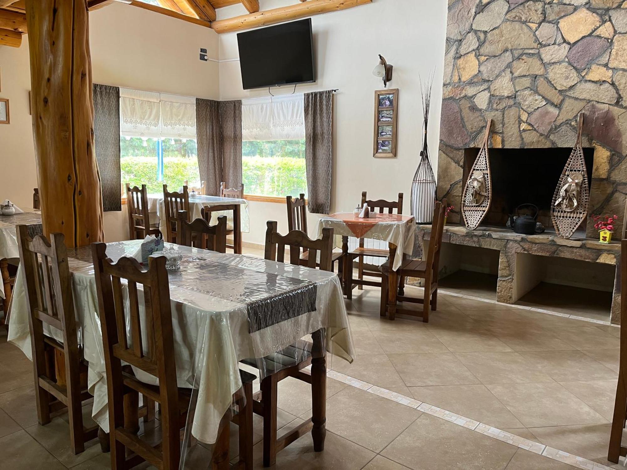 Complejo Hotelero Illihue - Cabanas & Hosteria Junín de los Andes Extérieur photo