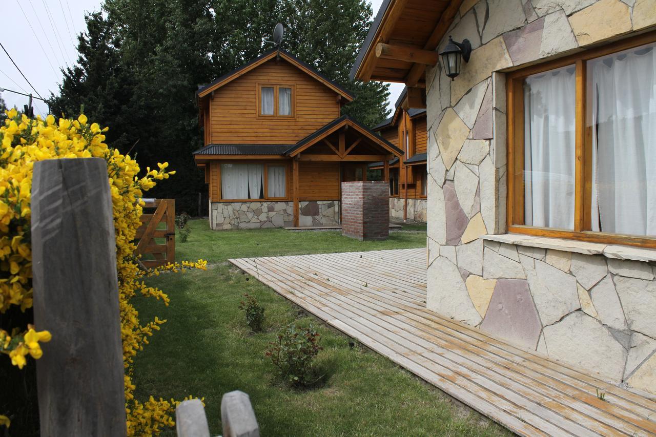 Complejo Hotelero Illihue - Cabanas & Hosteria Junín de los Andes Extérieur photo